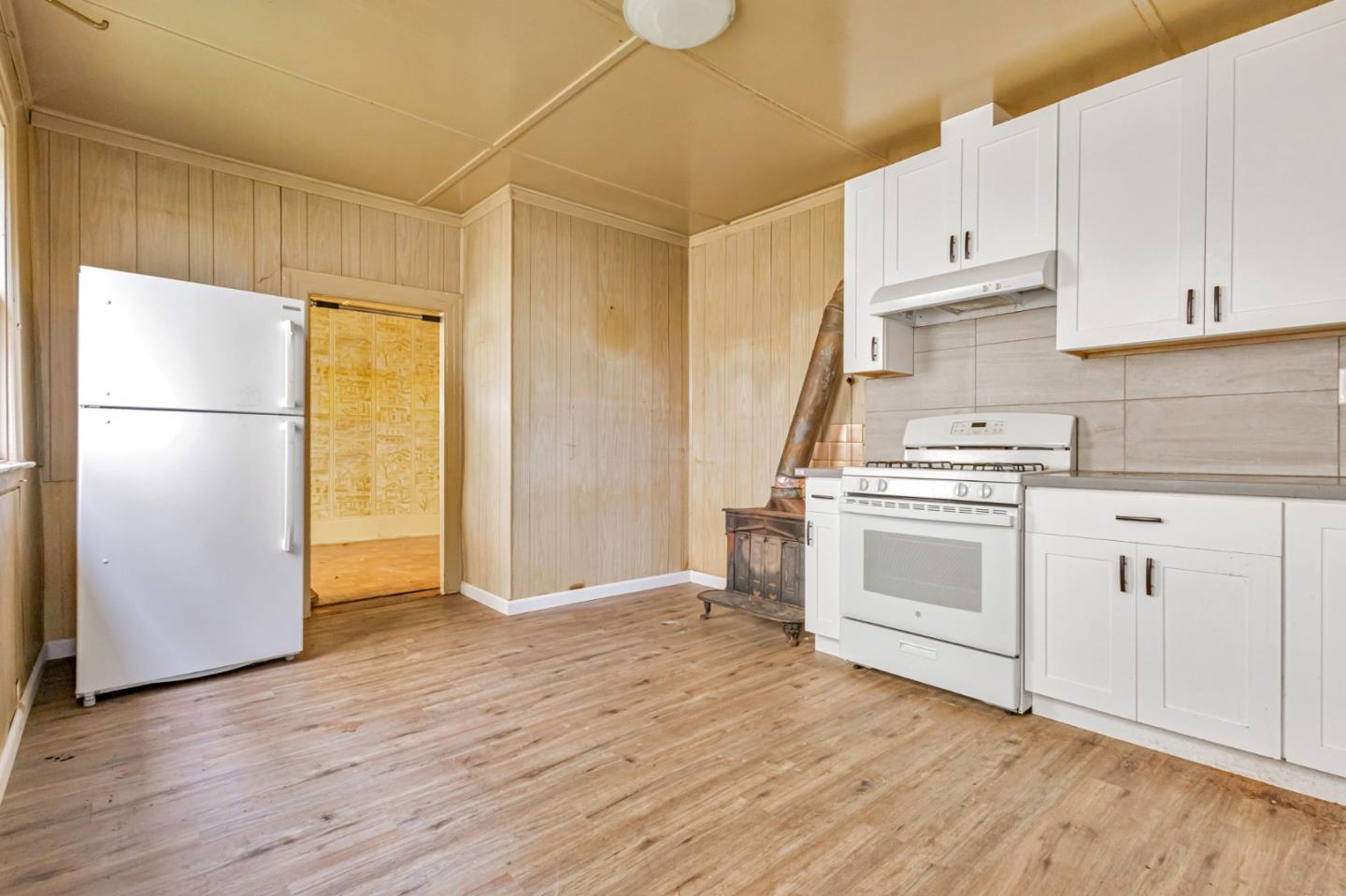 Detail Gallery Image 10 of 35 For 658 Lisbon St, San Francisco,  CA 94112 - 2 Beds | 1 Baths