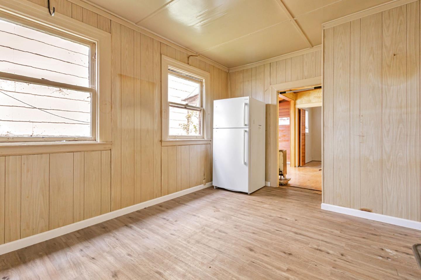 Detail Gallery Image 11 of 35 For 658 Lisbon St, San Francisco,  CA 94112 - 2 Beds | 1 Baths