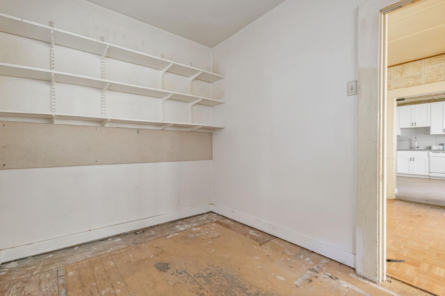 Detail Gallery Image 15 of 35 For 658 Lisbon St, San Francisco,  CA 94112 - 2 Beds | 1 Baths