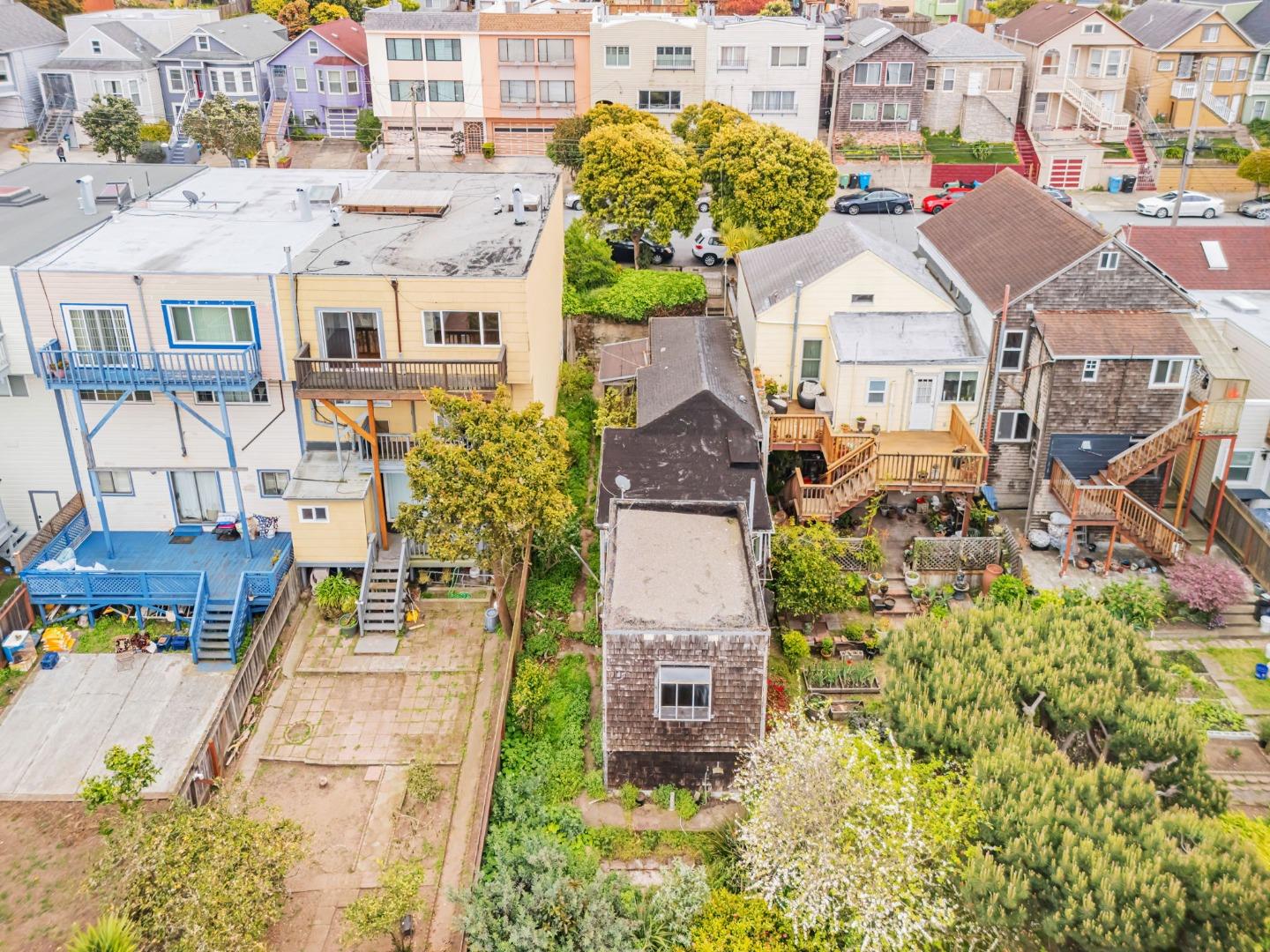 Detail Gallery Image 32 of 35 For 658 Lisbon St, San Francisco,  CA 94112 - 2 Beds | 1 Baths