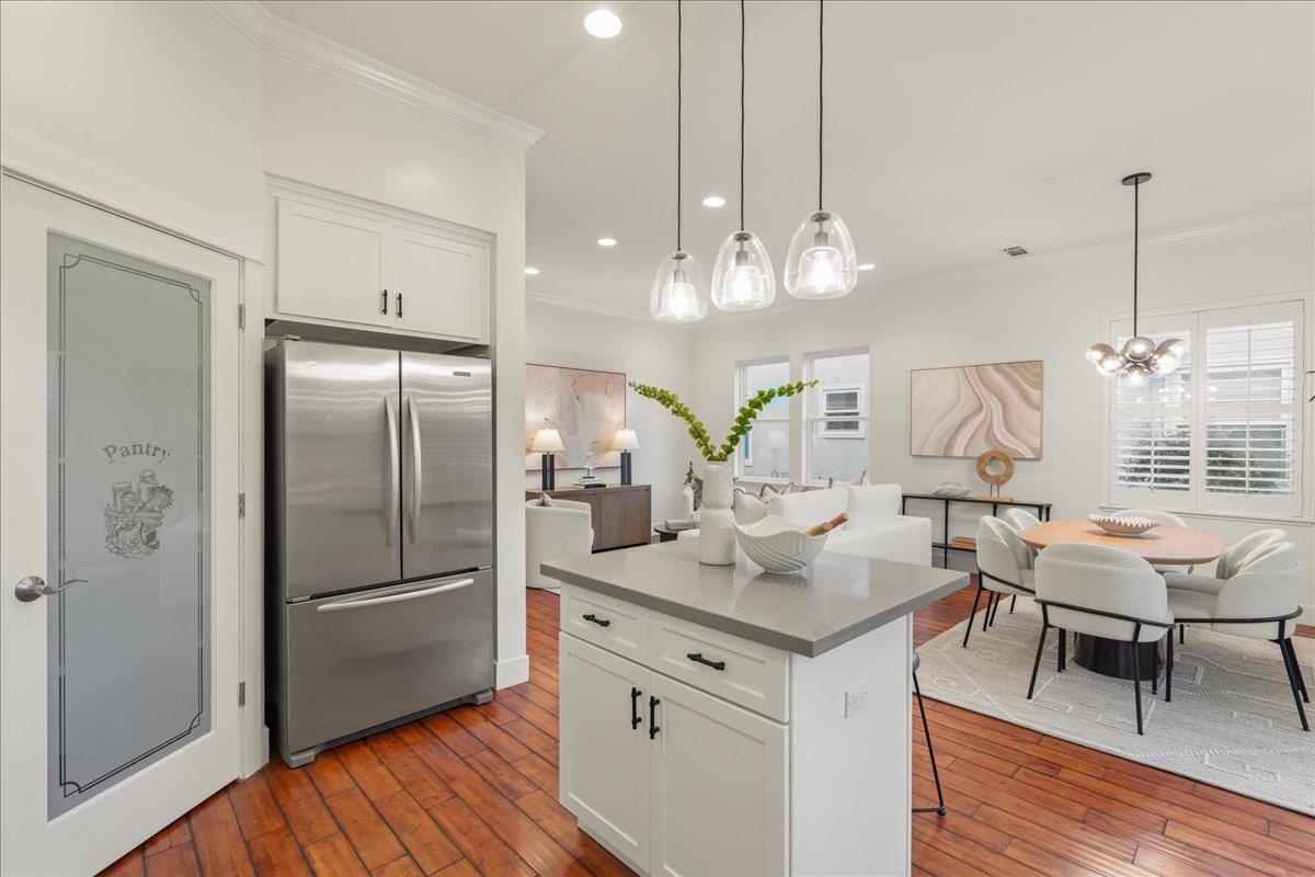 Detail Gallery Image 14 of 53 For 982 Morse St, San Jose,  CA 95126 - 4 Beds | 3 Baths
