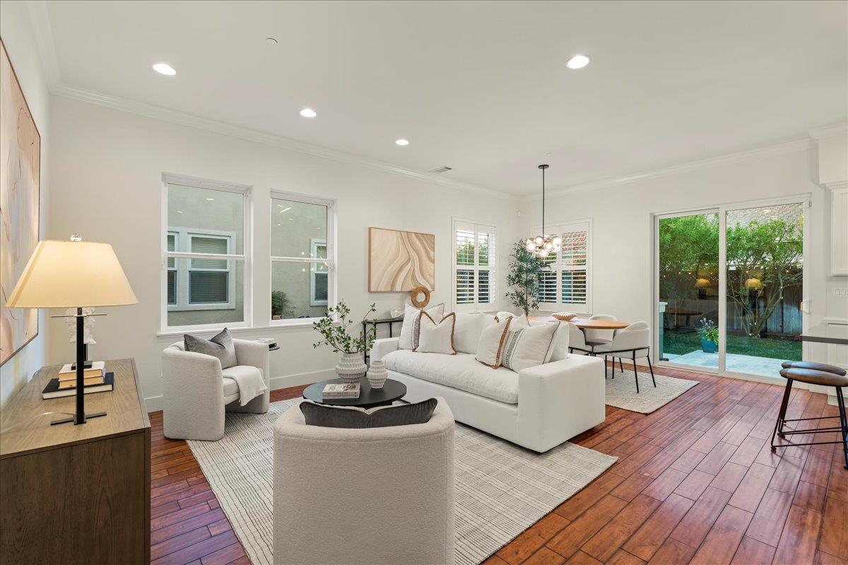 Detail Gallery Image 9 of 53 For 982 Morse St, San Jose,  CA 95126 - 4 Beds | 3 Baths