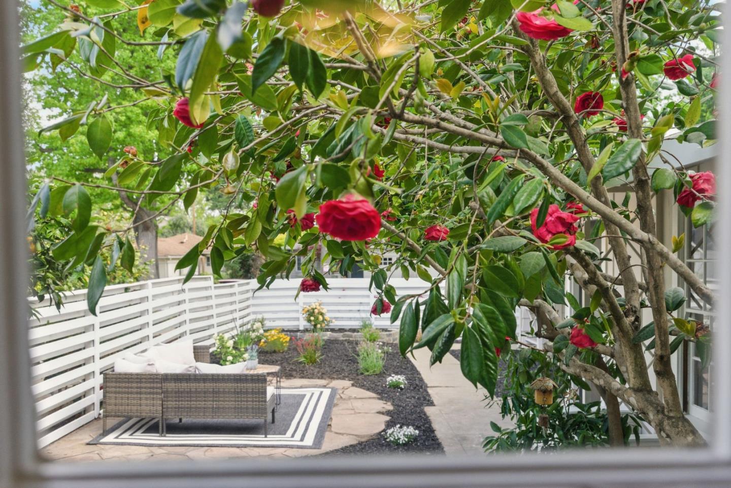 Detail Gallery Image 17 of 25 For 279 Oakhurst Pl, Menlo Park,  CA 94025 - 4 Beds | 2 Baths