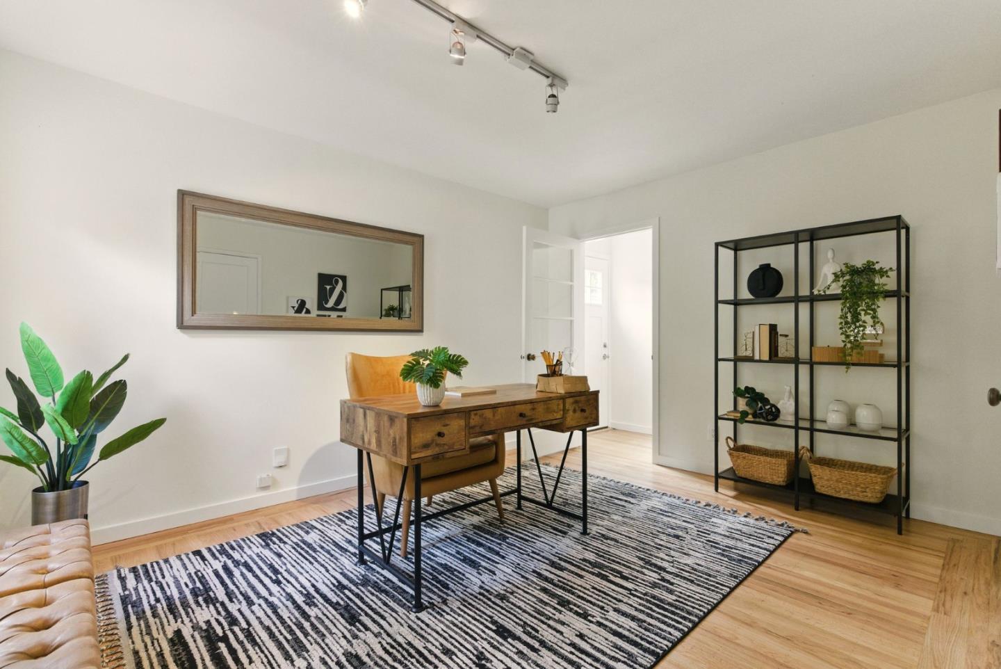 Detail Gallery Image 19 of 25 For 279 Oakhurst Pl, Menlo Park,  CA 94025 - 4 Beds | 2 Baths