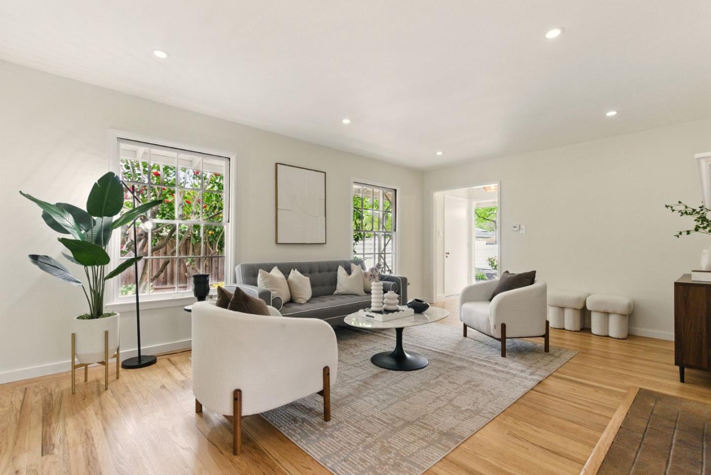 Detail Gallery Image 6 of 25 For 279 Oakhurst Pl, Menlo Park,  CA 94025 - 4 Beds | 2 Baths
