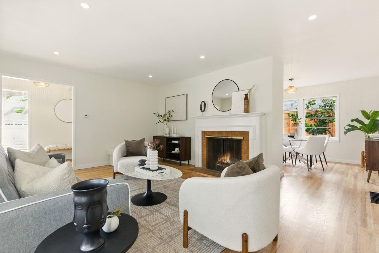 Detail Gallery Image 8 of 25 For 279 Oakhurst Pl, Menlo Park,  CA 94025 - 4 Beds | 2 Baths