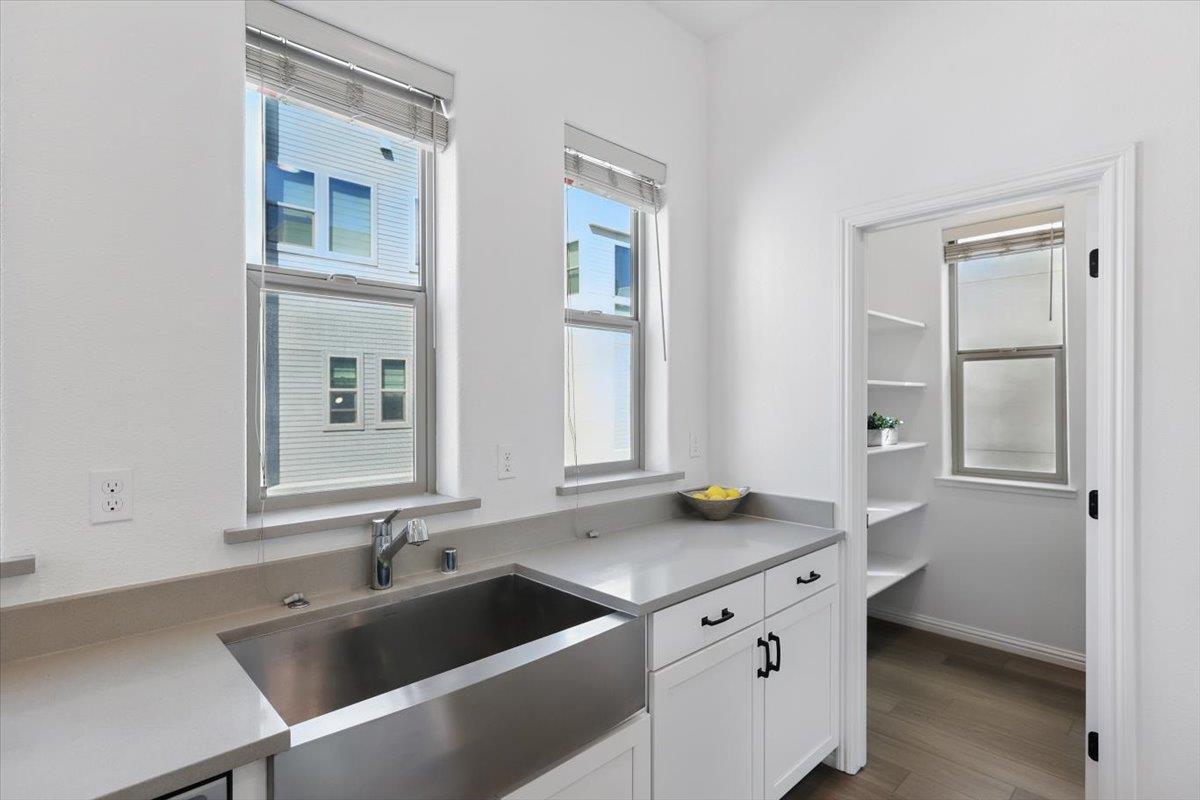 Detail Gallery Image 15 of 71 For 5838 Flash Ln, San Jose,  CA 95119 - 4 Beds | 3/1 Baths