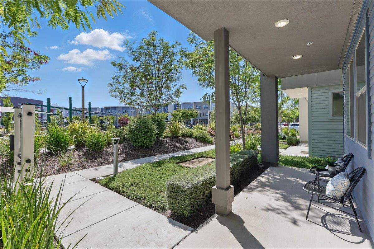 Detail Gallery Image 3 of 71 For 5838 Flash Ln, San Jose,  CA 95119 - 4 Beds | 3/1 Baths