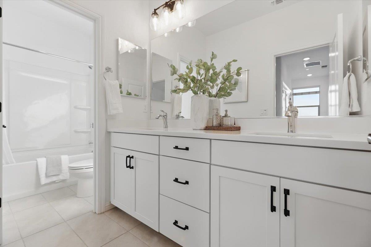 Detail Gallery Image 38 of 71 For 5838 Flash Ln, San Jose,  CA 95119 - 4 Beds | 3/1 Baths