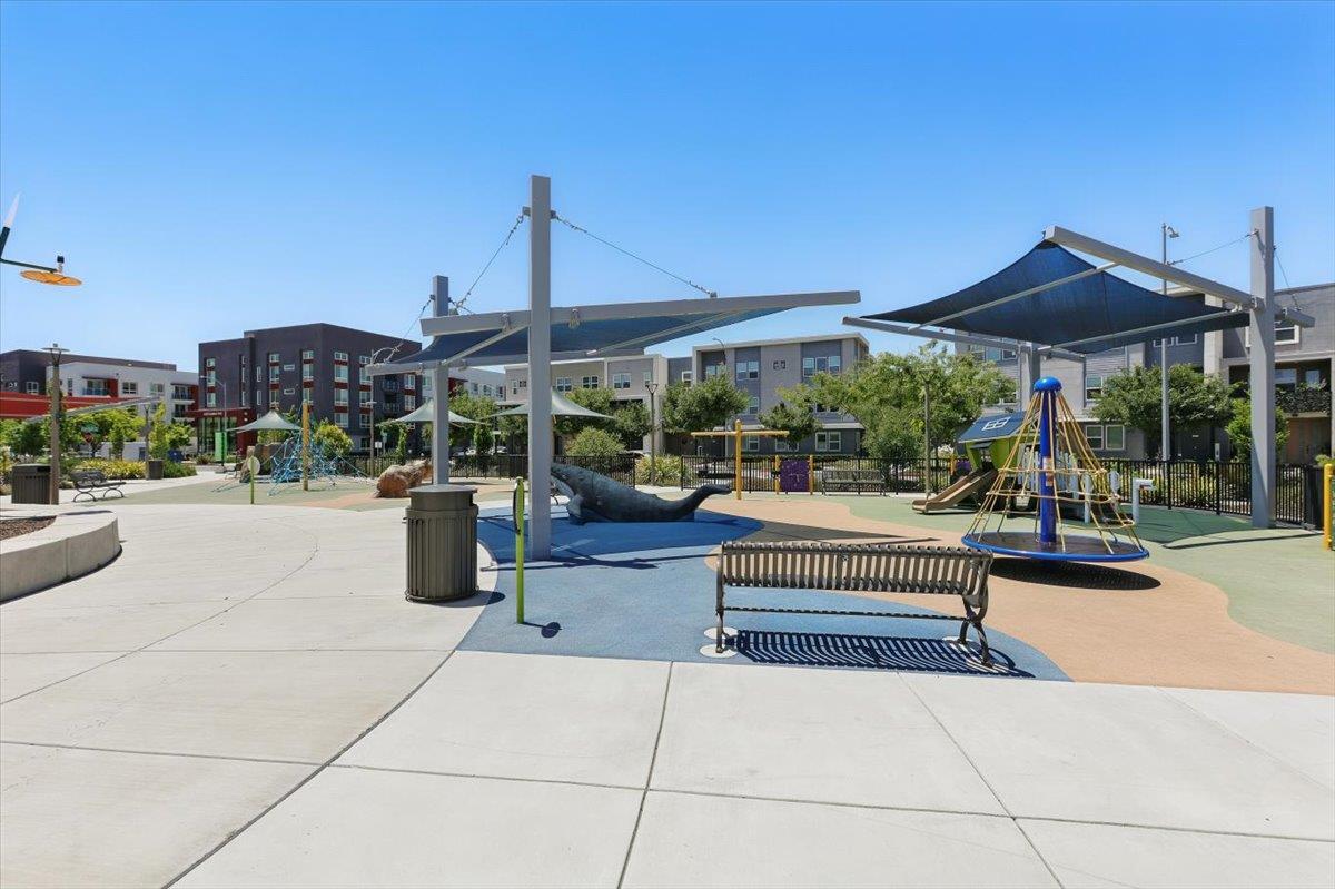 Detail Gallery Image 45 of 71 For 5838 Flash Ln, San Jose,  CA 95119 - 4 Beds | 3/1 Baths