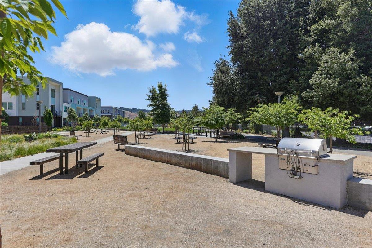 Detail Gallery Image 51 of 71 For 5838 Flash Ln, San Jose,  CA 95119 - 4 Beds | 3/1 Baths