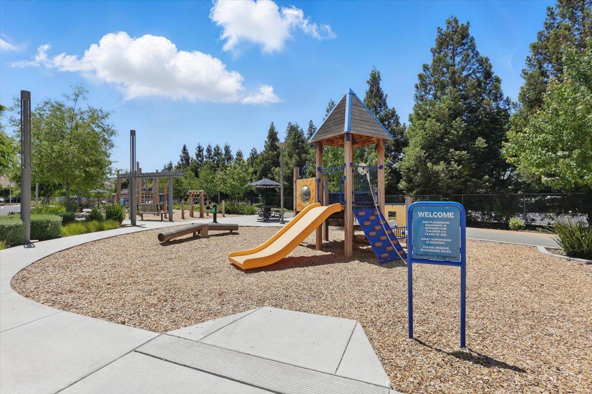 Detail Gallery Image 53 of 71 For 5838 Flash Ln, San Jose,  CA 95119 - 4 Beds | 3/1 Baths
