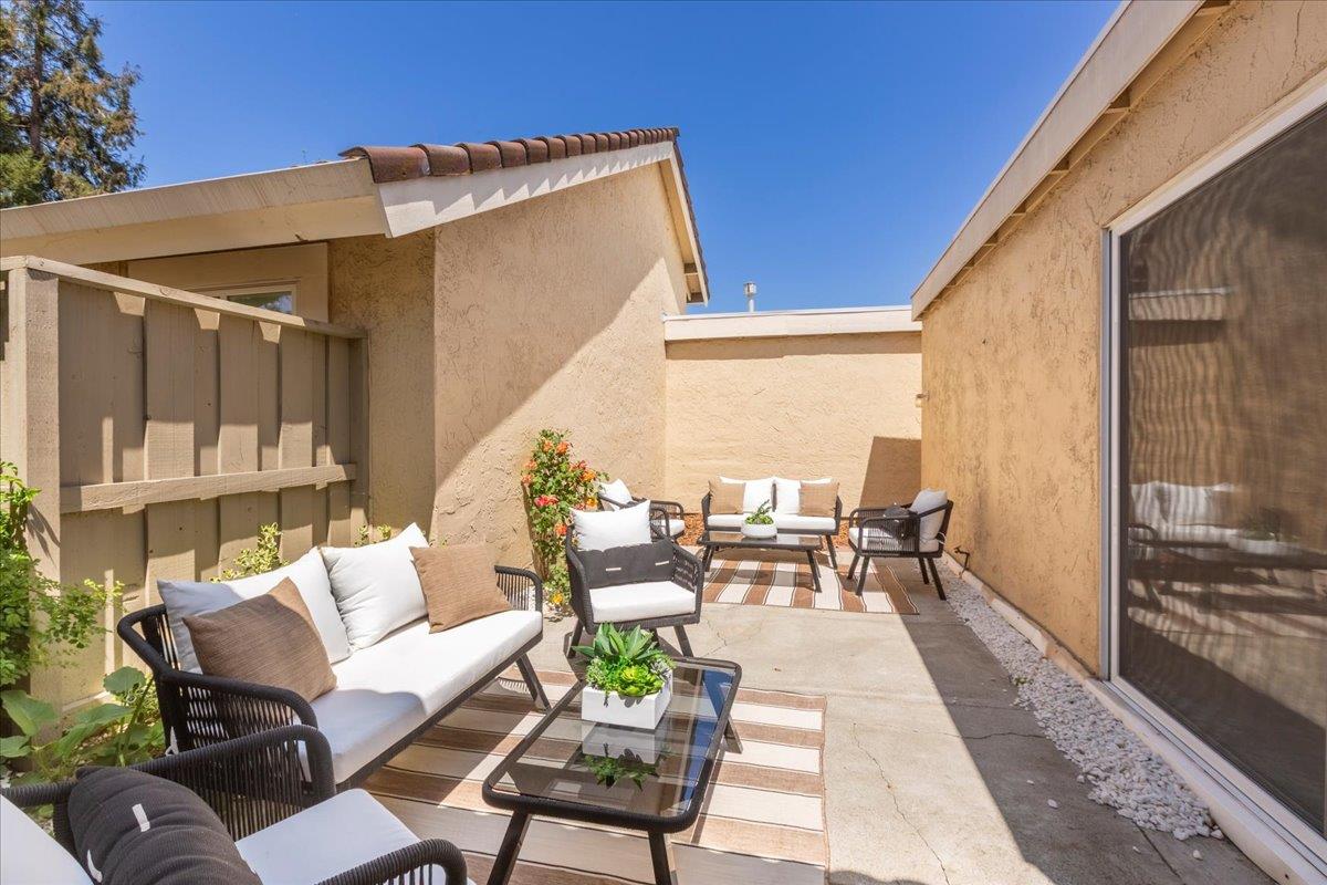 Detail Gallery Image 12 of 22 For 266 Truckee Ln, San Jose,  CA 95136 - 2 Beds | 2 Baths