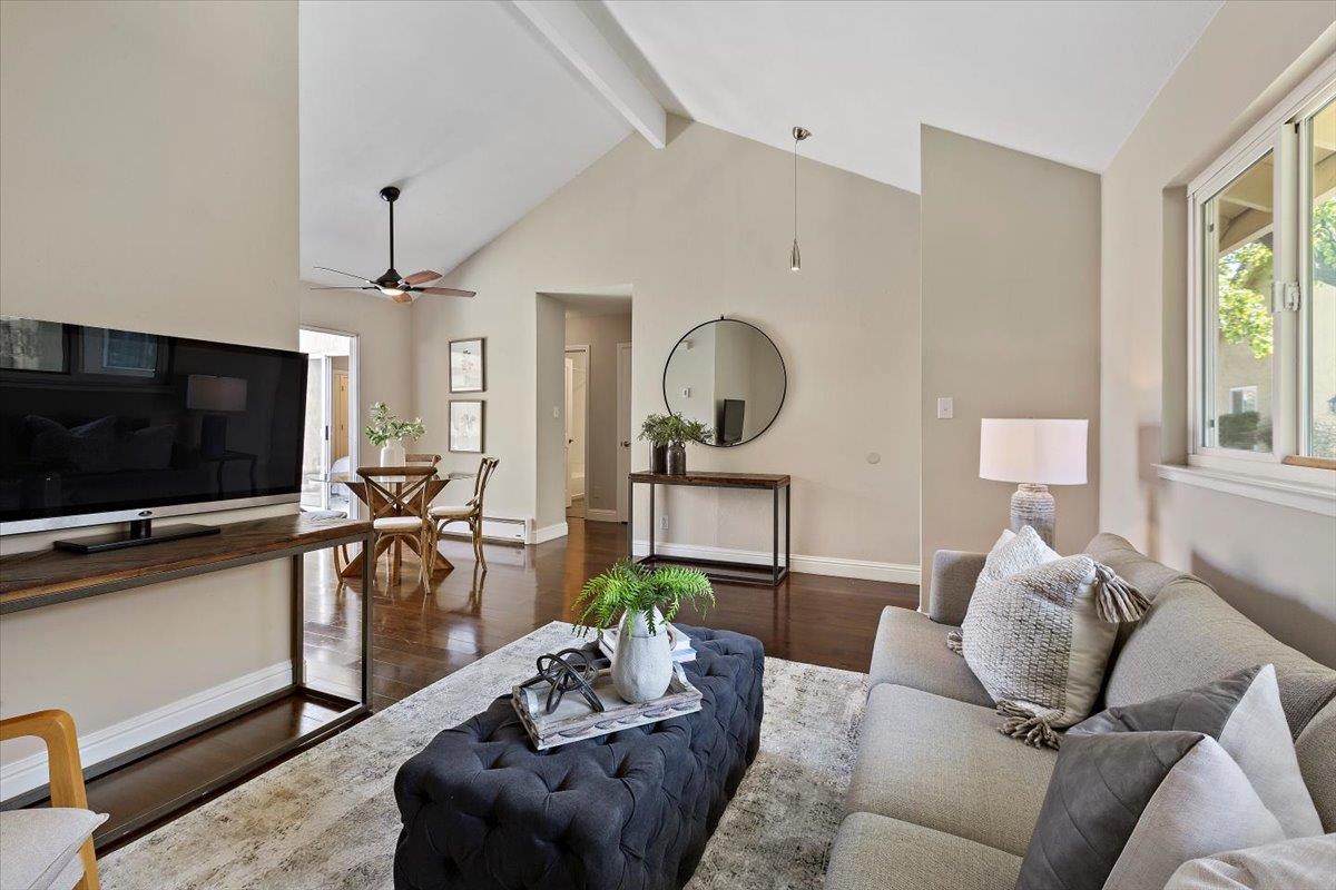 Detail Gallery Image 4 of 22 For 266 Truckee Ln, San Jose,  CA 95136 - 2 Beds | 2 Baths