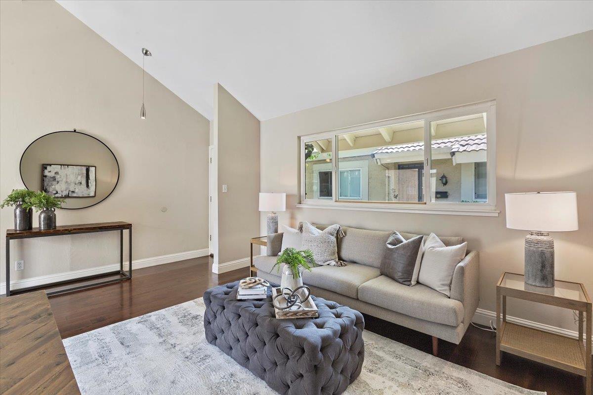 Detail Gallery Image 5 of 22 For 266 Truckee Ln, San Jose,  CA 95136 - 2 Beds | 2 Baths