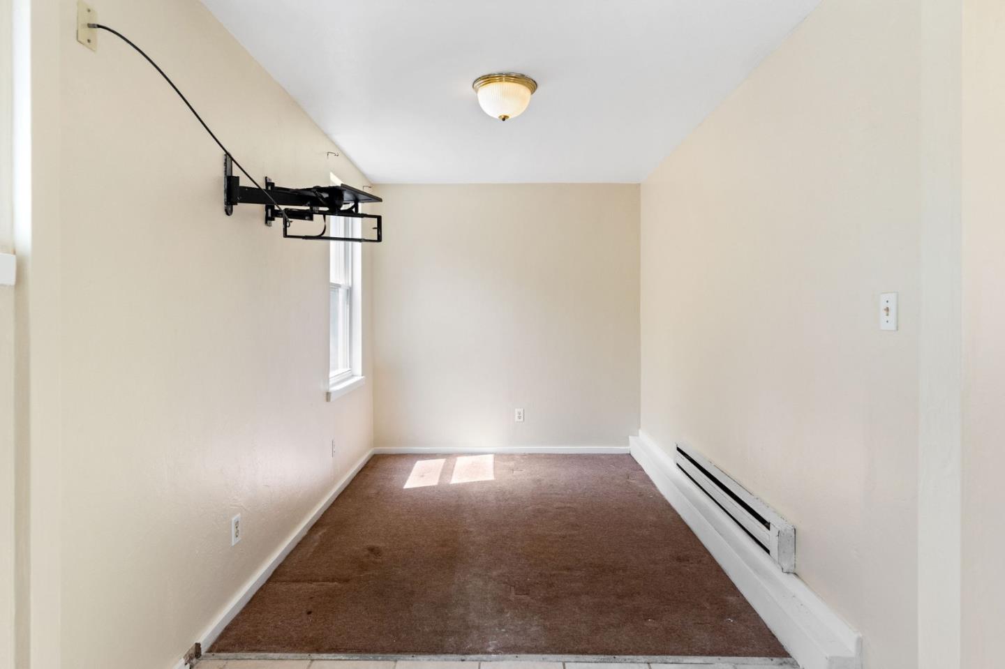 Detail Gallery Image 19 of 57 For 1239 Brunswick St, Daly City,  CA 94014 - 4 Beds | 2 Baths