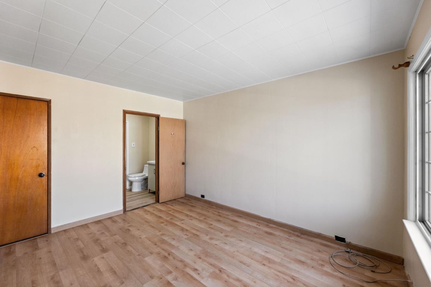 Detail Gallery Image 28 of 57 For 1239 Brunswick St, Daly City,  CA 94014 - 4 Beds | 2 Baths
