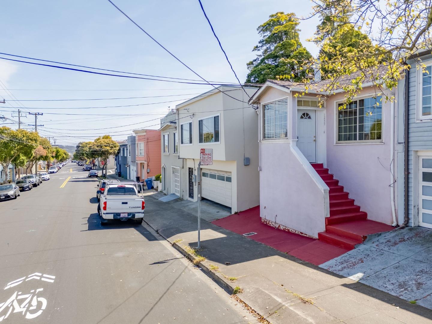 Detail Gallery Image 3 of 57 For 1239 Brunswick St, Daly City,  CA 94014 - 4 Beds | 2 Baths