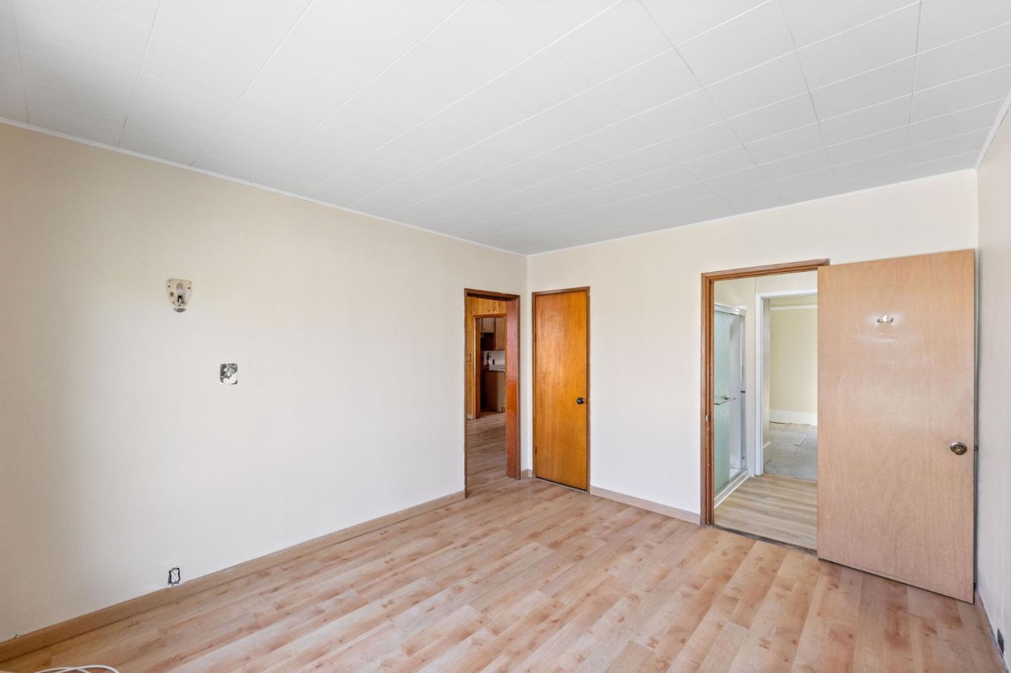 Detail Gallery Image 30 of 57 For 1239 Brunswick St, Daly City,  CA 94014 - 4 Beds | 2 Baths