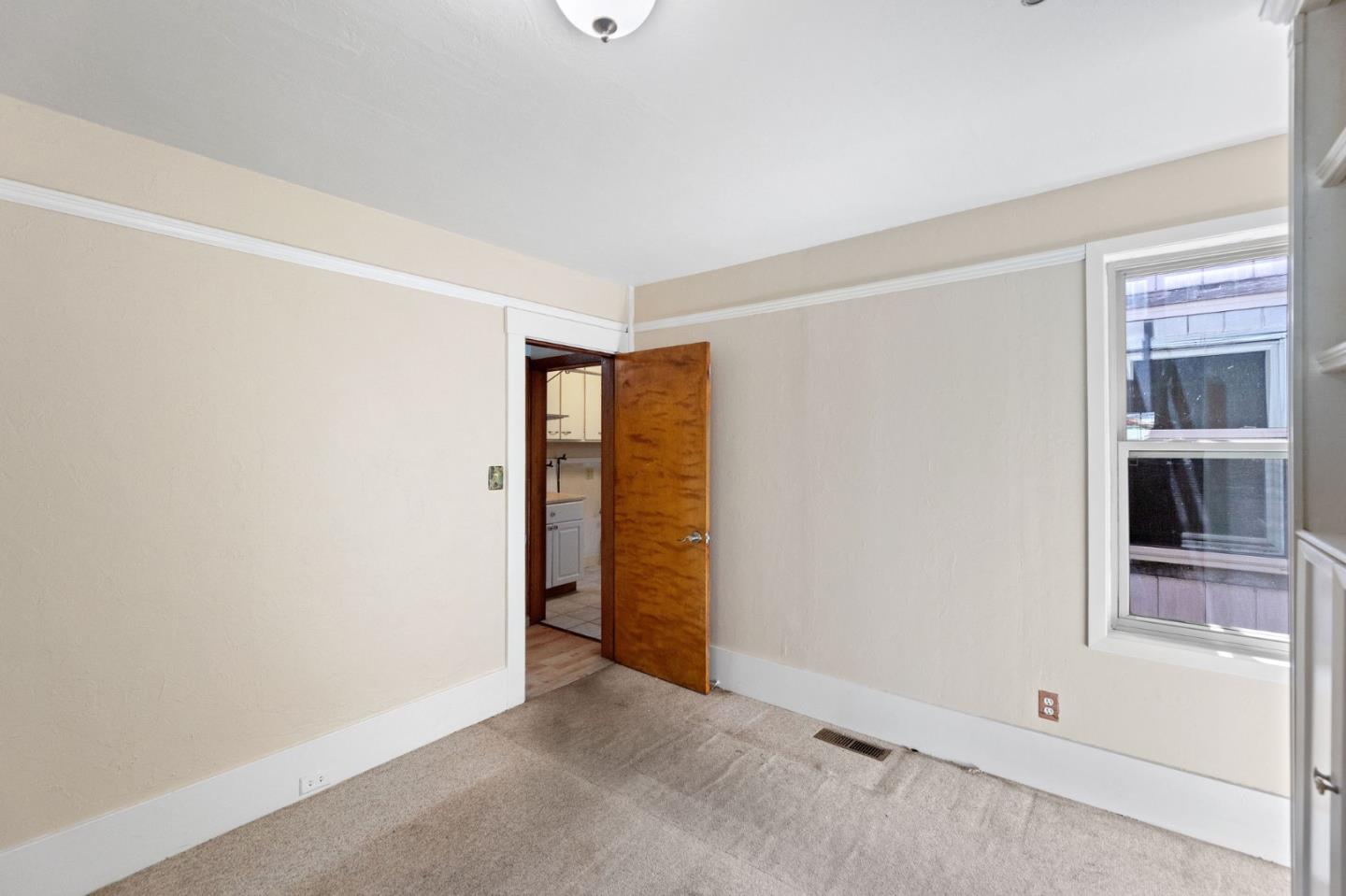 Detail Gallery Image 32 of 57 For 1239 Brunswick St, Daly City,  CA 94014 - 4 Beds | 2 Baths