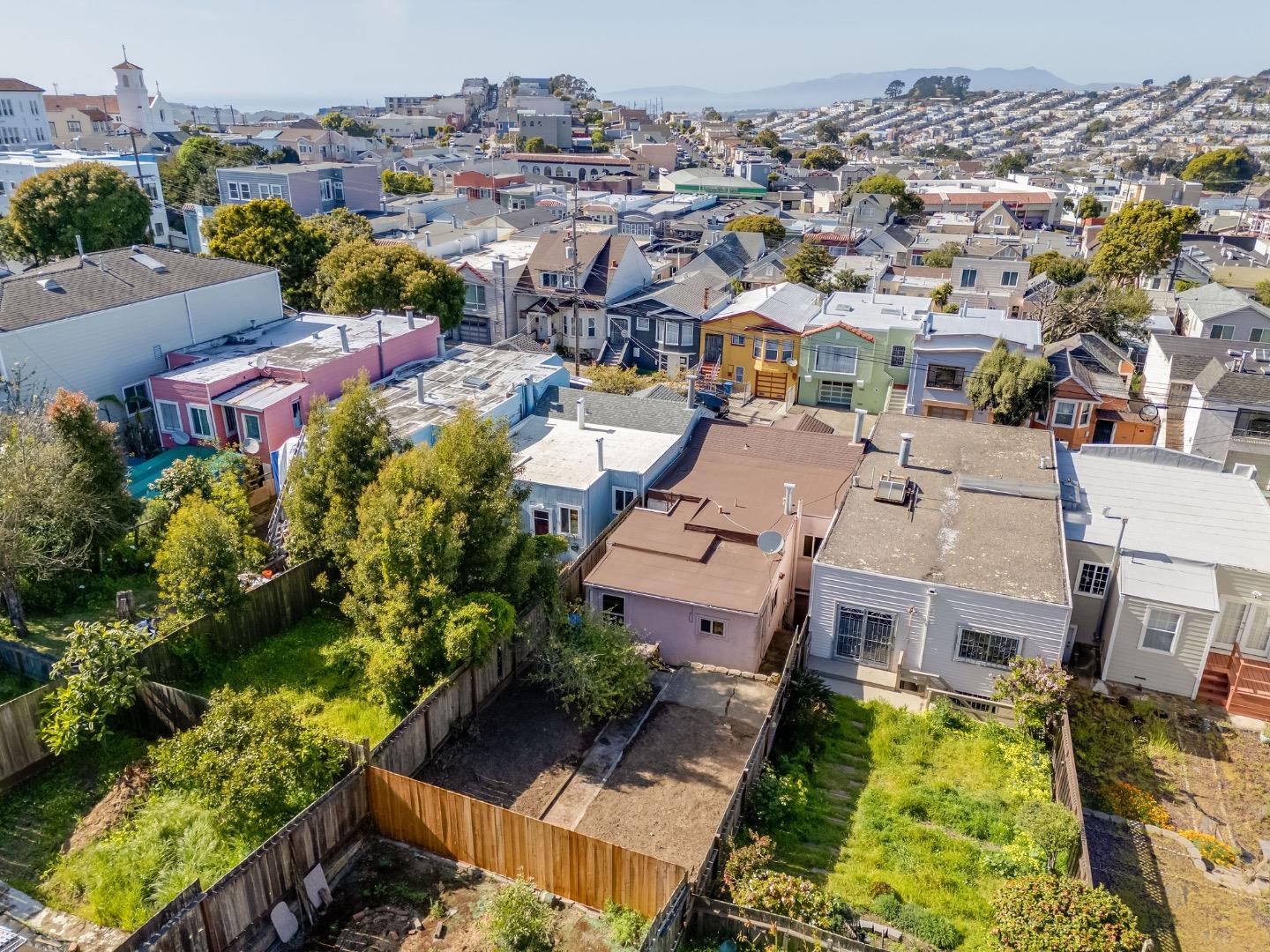 Detail Gallery Image 41 of 57 For 1239 Brunswick St, Daly City,  CA 94014 - 4 Beds | 2 Baths