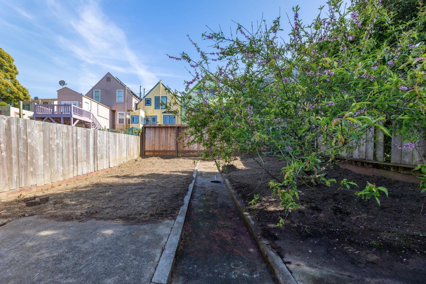 Detail Gallery Image 45 of 57 For 1239 Brunswick St, Daly City,  CA 94014 - 4 Beds | 2 Baths
