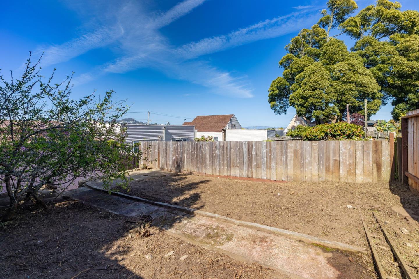 Detail Gallery Image 50 of 57 For 1239 Brunswick St, Daly City,  CA 94014 - 4 Beds | 2 Baths