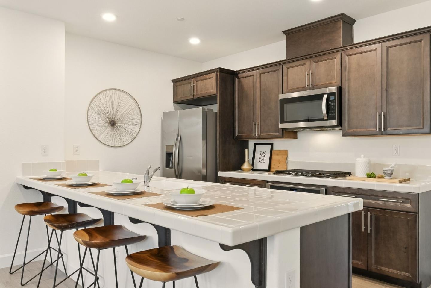 Detail Gallery Image 7 of 35 For 1033 Gabbiano Ln #3,  San Jose,  CA 95131 - 2 Beds | 2 Baths