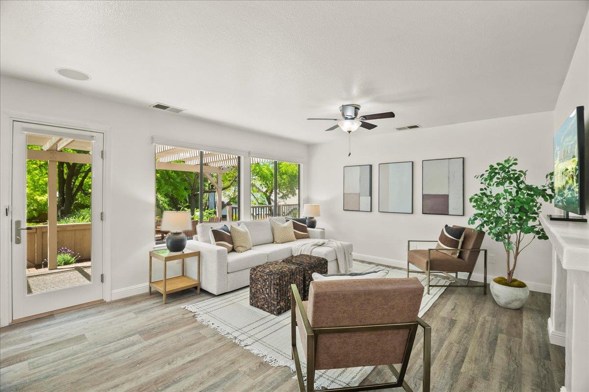 Detail Gallery Image 13 of 44 For 7946 Caledonia Dr, San Jose,  CA 95135 - 2 Beds | 2 Baths