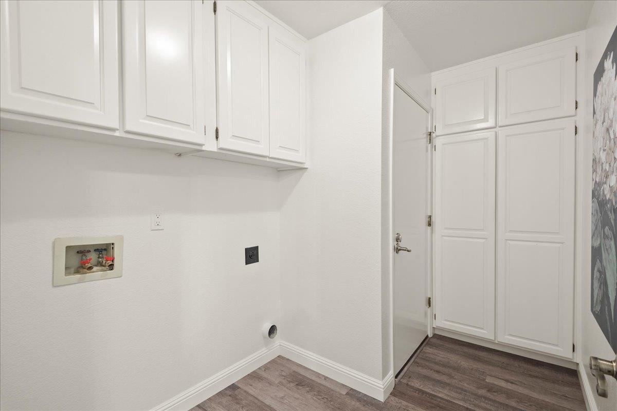Detail Gallery Image 25 of 44 For 7946 Caledonia Dr, San Jose,  CA 95135 - 2 Beds | 2 Baths