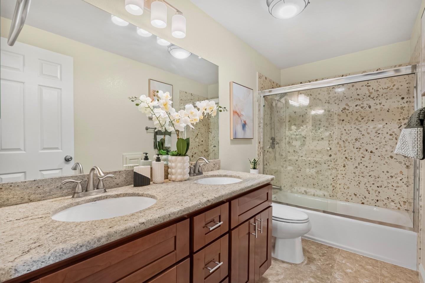 Detail Gallery Image 42 of 51 For 3241 Simberlan Dr, San Jose,  CA 95148 - 4 Beds | 3 Baths