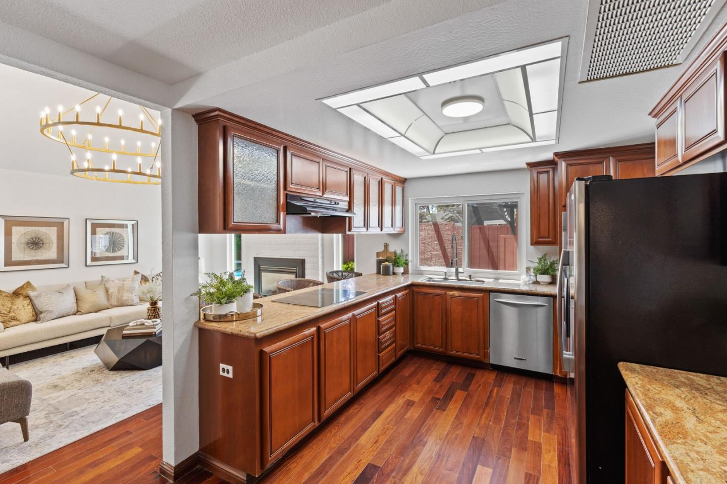 Detail Gallery Image 13 of 37 For 3157 Valmaine Ct, San Jose,  CA 95135 - 4 Beds | 2 Baths
