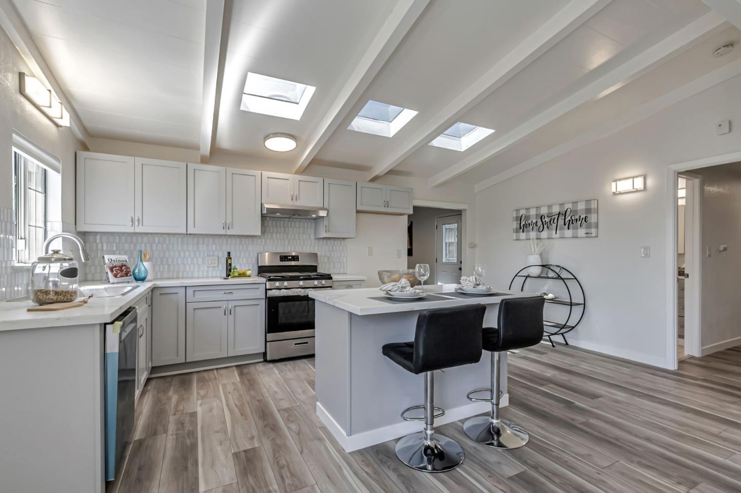 Detail Gallery Image 11 of 43 For 1502 Mount Whitney Dr, San Jose,  CA 95127 - 3 Beds | 2 Baths