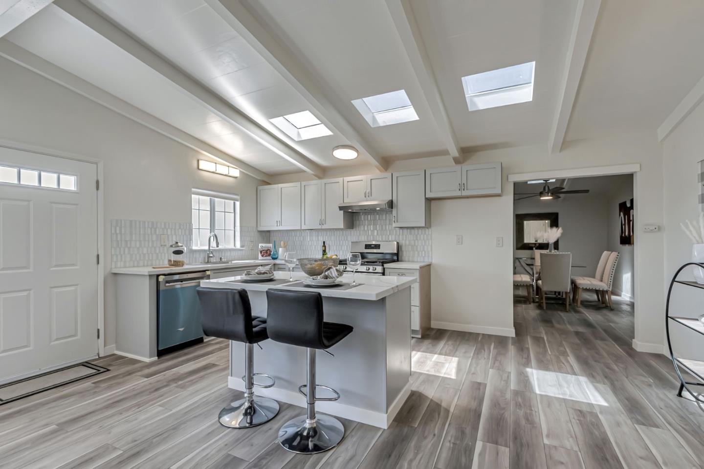 Detail Gallery Image 12 of 43 For 1502 Mount Whitney Dr, San Jose,  CA 95127 - 3 Beds | 2 Baths