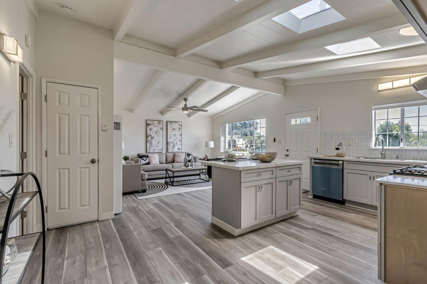 Detail Gallery Image 16 of 43 For 1502 Mount Whitney Dr, San Jose,  CA 95127 - 3 Beds | 2 Baths