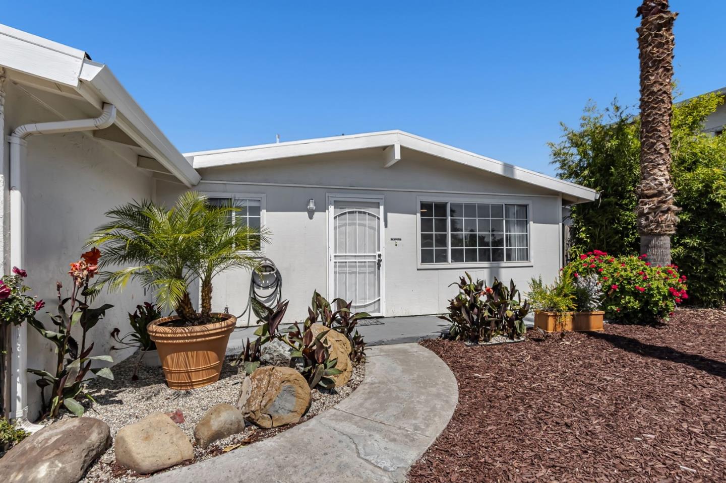 Detail Gallery Image 5 of 43 For 1502 Mount Whitney Dr, San Jose,  CA 95127 - 3 Beds | 2 Baths