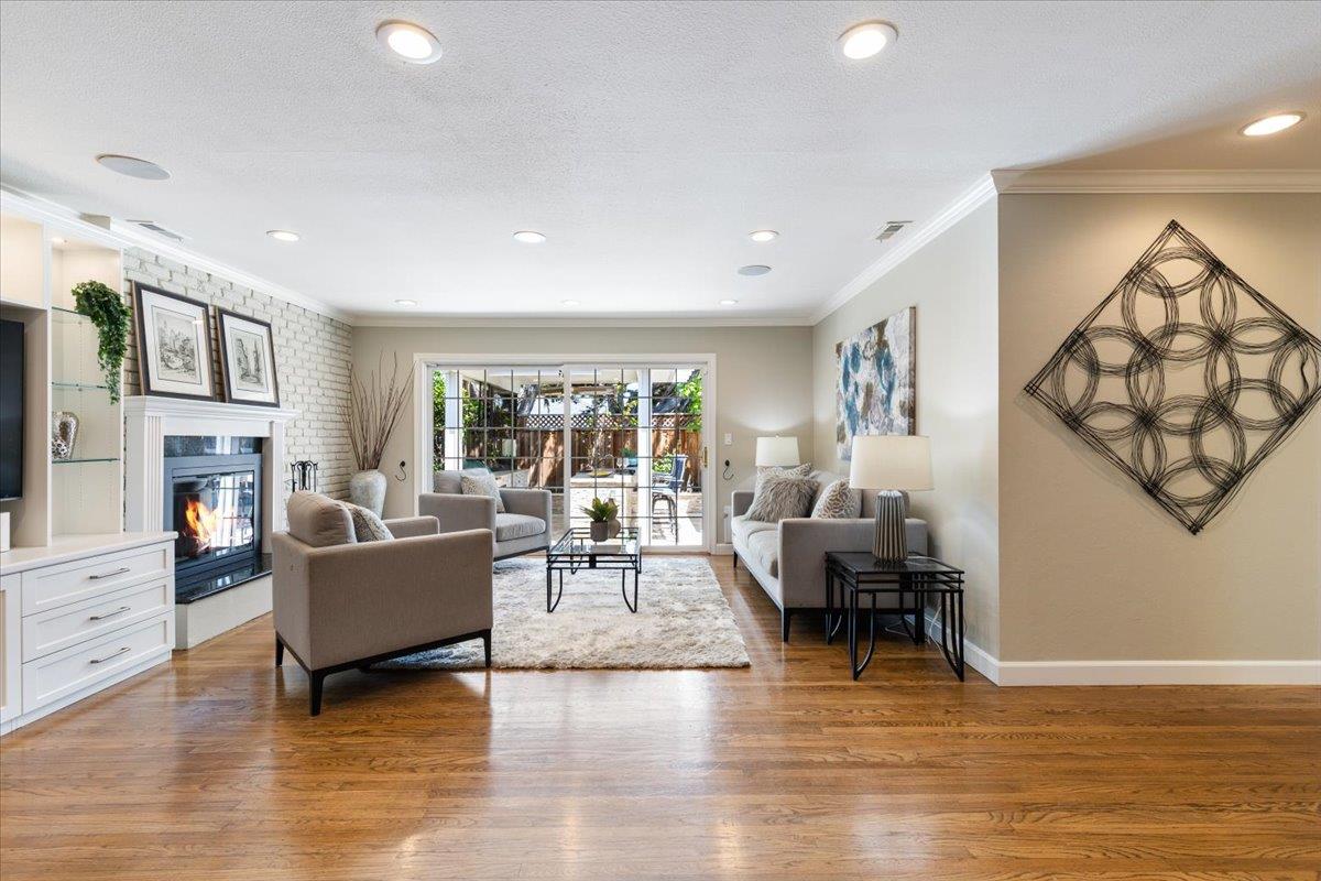 Detail Gallery Image 12 of 27 For 2479 Aram Ave, San Jose,  CA 95128 - 3 Beds | 2 Baths