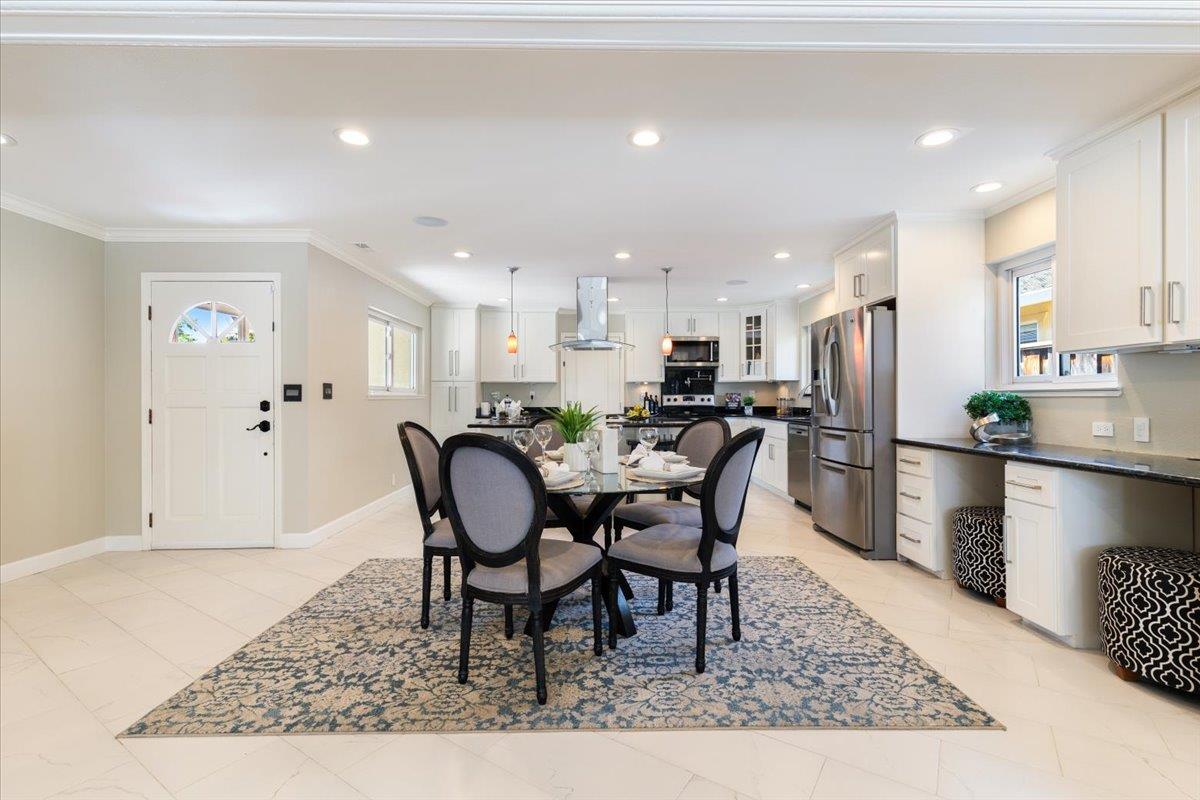 Detail Gallery Image 13 of 27 For 2479 Aram Ave, San Jose,  CA 95128 - 3 Beds | 2 Baths