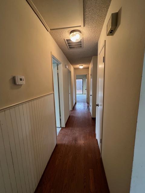 Detail Gallery Image 7 of 13 For 744 San Jacinto Dr, Salinas,  CA 93901 - 3 Beds | 2 Baths