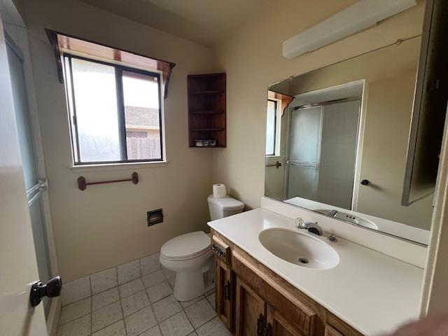 Detail Gallery Image 8 of 13 For 744 San Jacinto Dr, Salinas,  CA 93901 - 3 Beds | 2 Baths