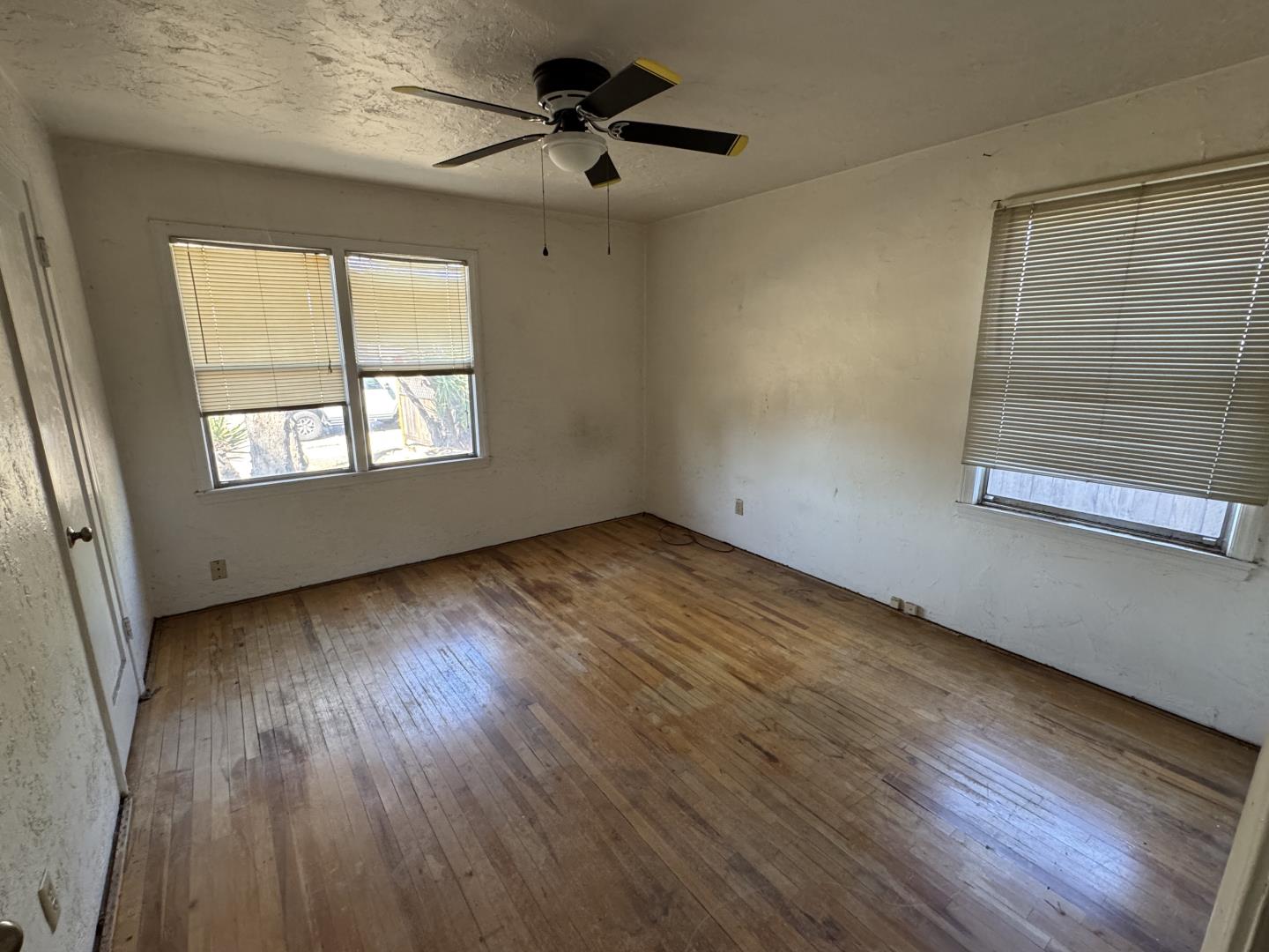 Detail Gallery Image 10 of 13 For 824 Jones Way, Campbell,  CA 95008 - 2 Beds | 2 Baths