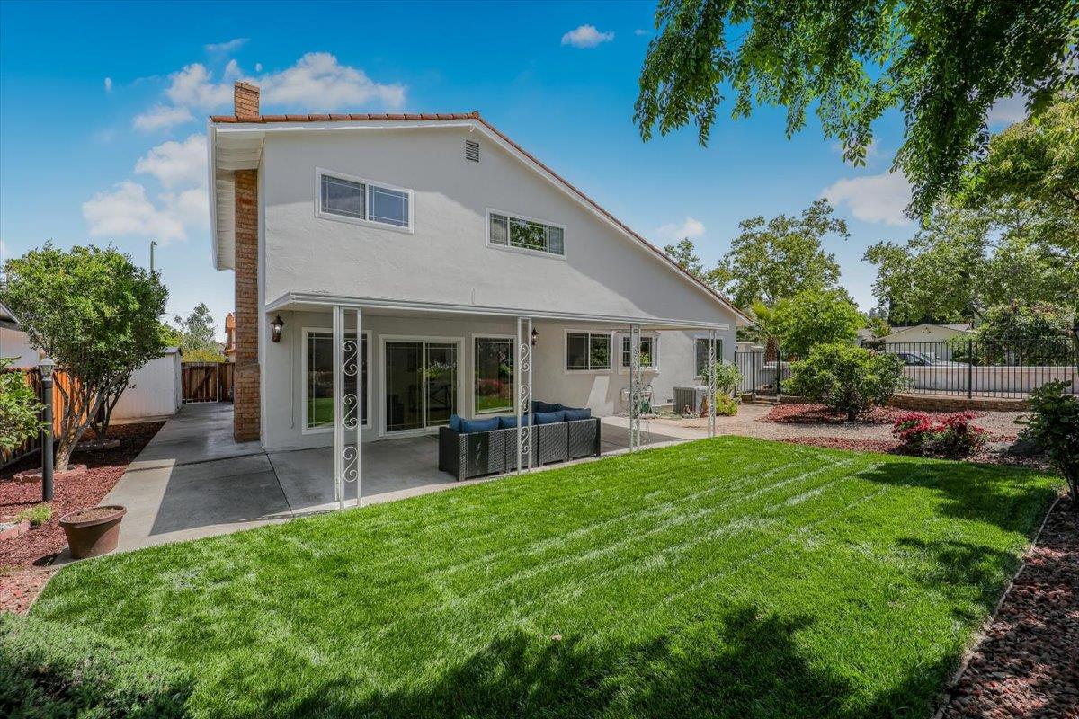Detail Gallery Image 70 of 76 For 6071 Vilmar Ave, San Jose,  CA 95120 - 4 Beds | 2/1 Baths