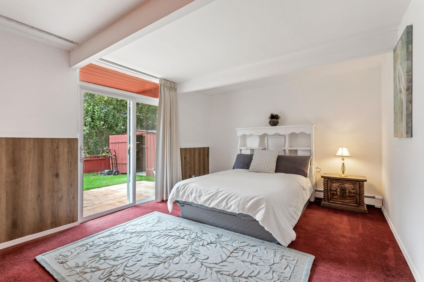 Detail Gallery Image 13 of 41 For 1708 Yorktown Rd, San Mateo,  CA 94402 - 4 Beds | 2 Baths