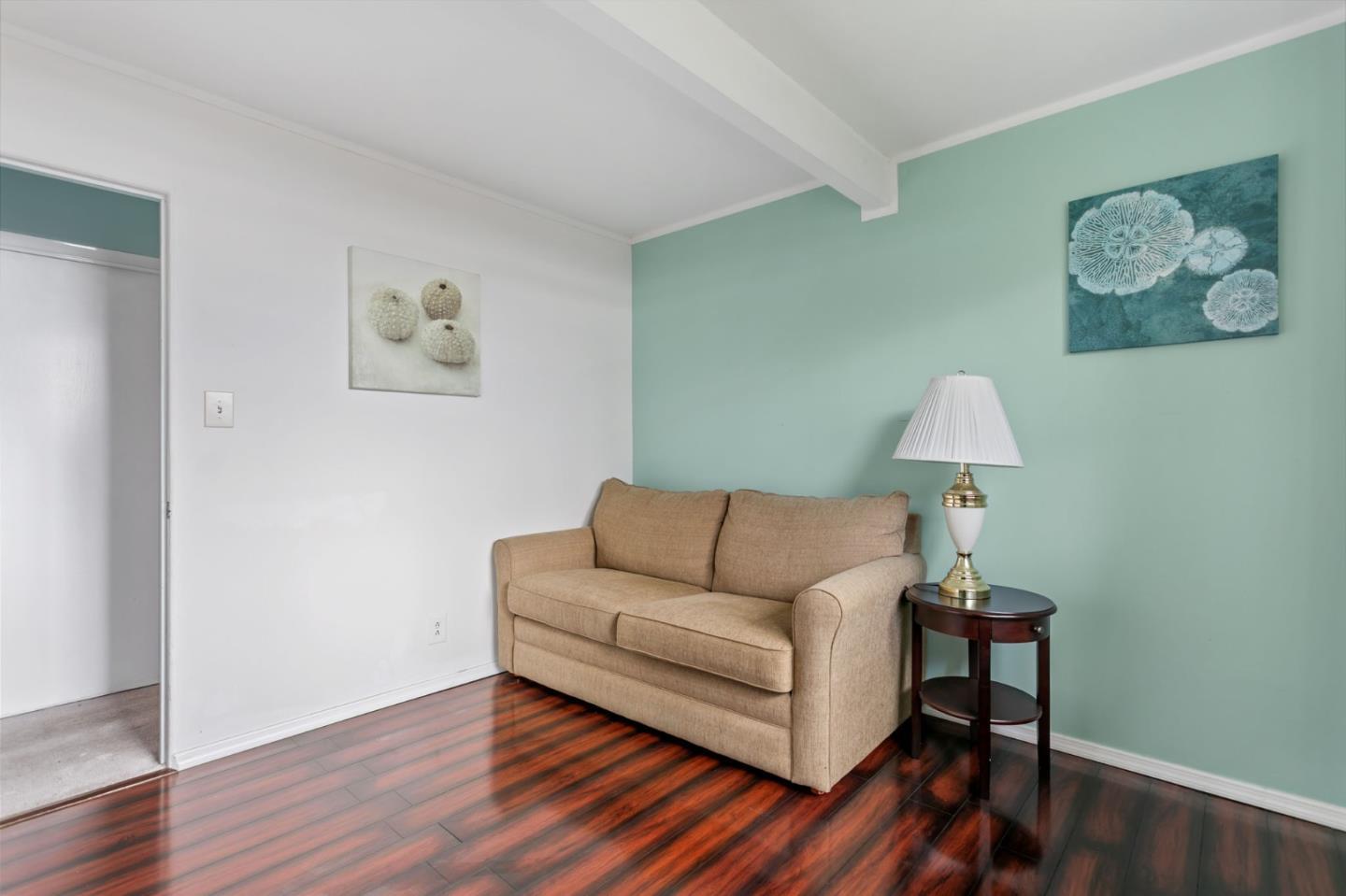 Detail Gallery Image 21 of 41 For 1708 Yorktown Rd, San Mateo,  CA 94402 - 4 Beds | 2 Baths