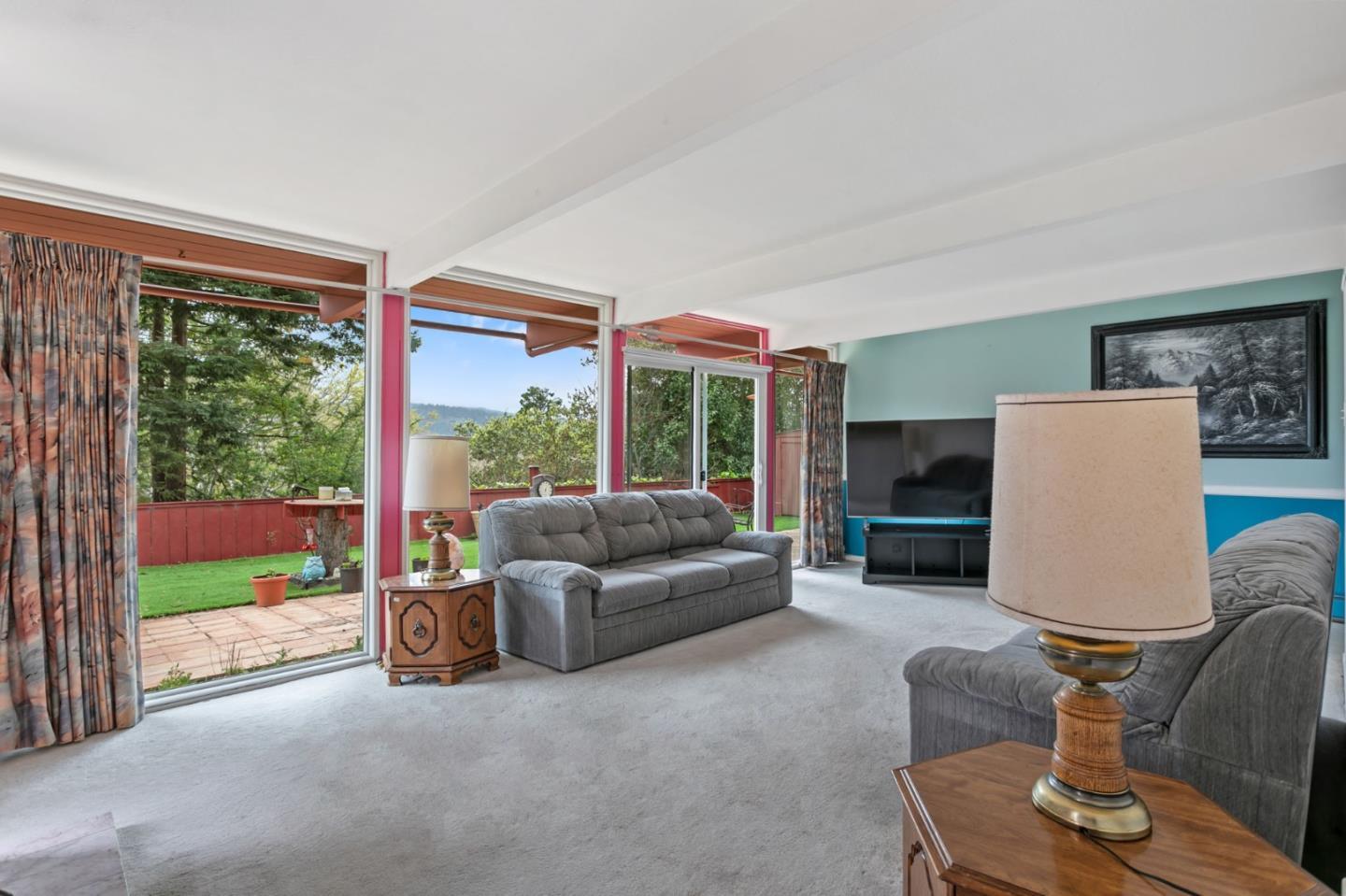 Detail Gallery Image 4 of 41 For 1708 Yorktown Rd, San Mateo,  CA 94402 - 4 Beds | 2 Baths