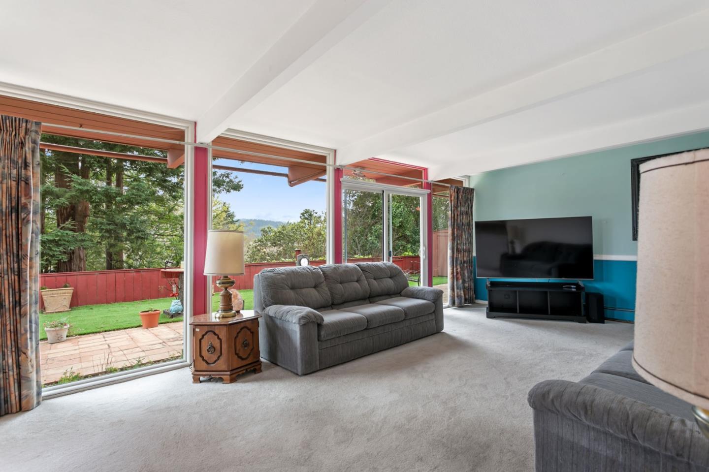 Detail Gallery Image 6 of 41 For 1708 Yorktown Rd, San Mateo,  CA 94402 - 4 Beds | 2 Baths