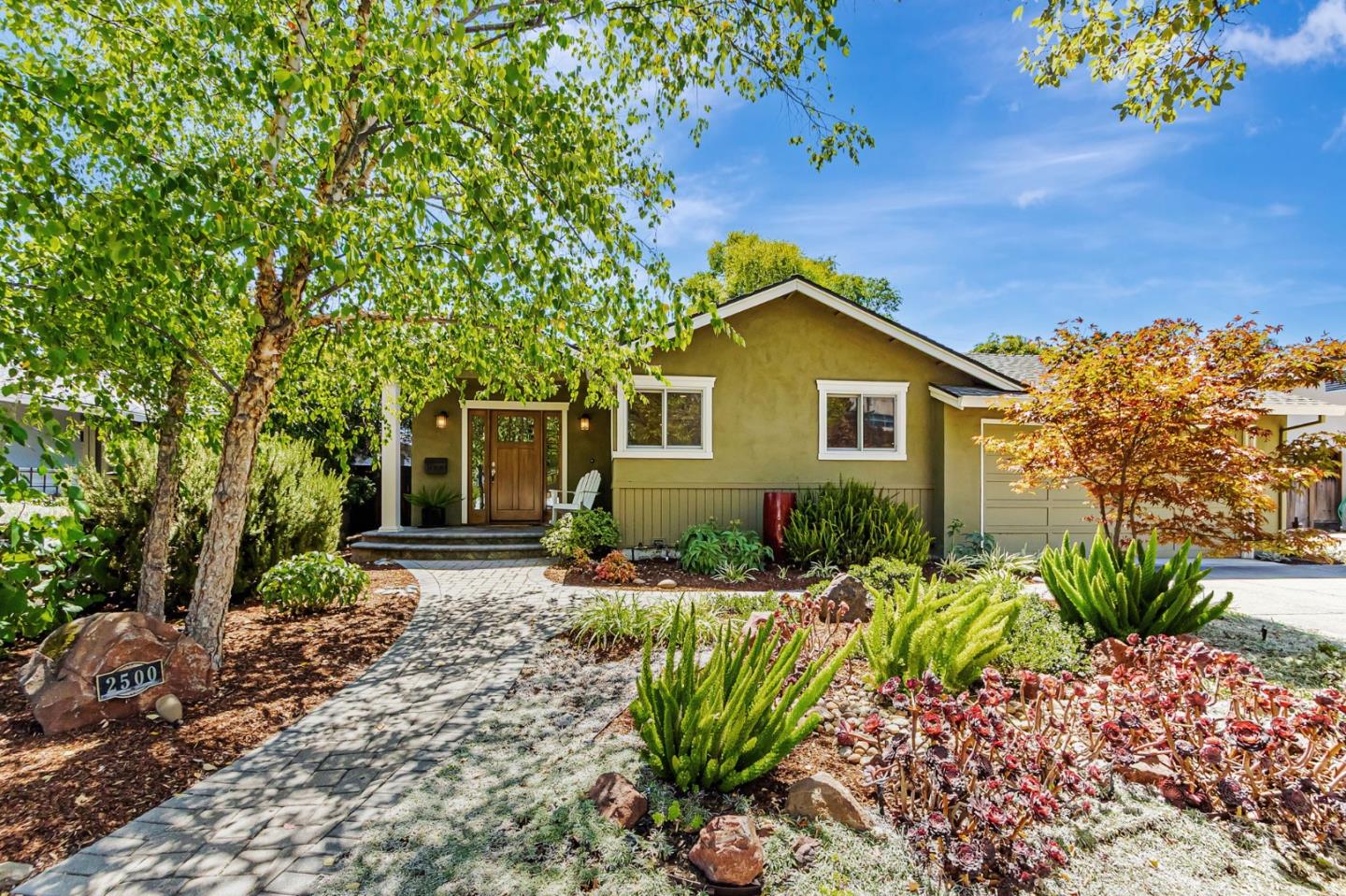 Detail Gallery Image 2 of 50 For 2500 Lost Oaks Dr, San Jose,  CA 95124 - 3 Beds | 2 Baths