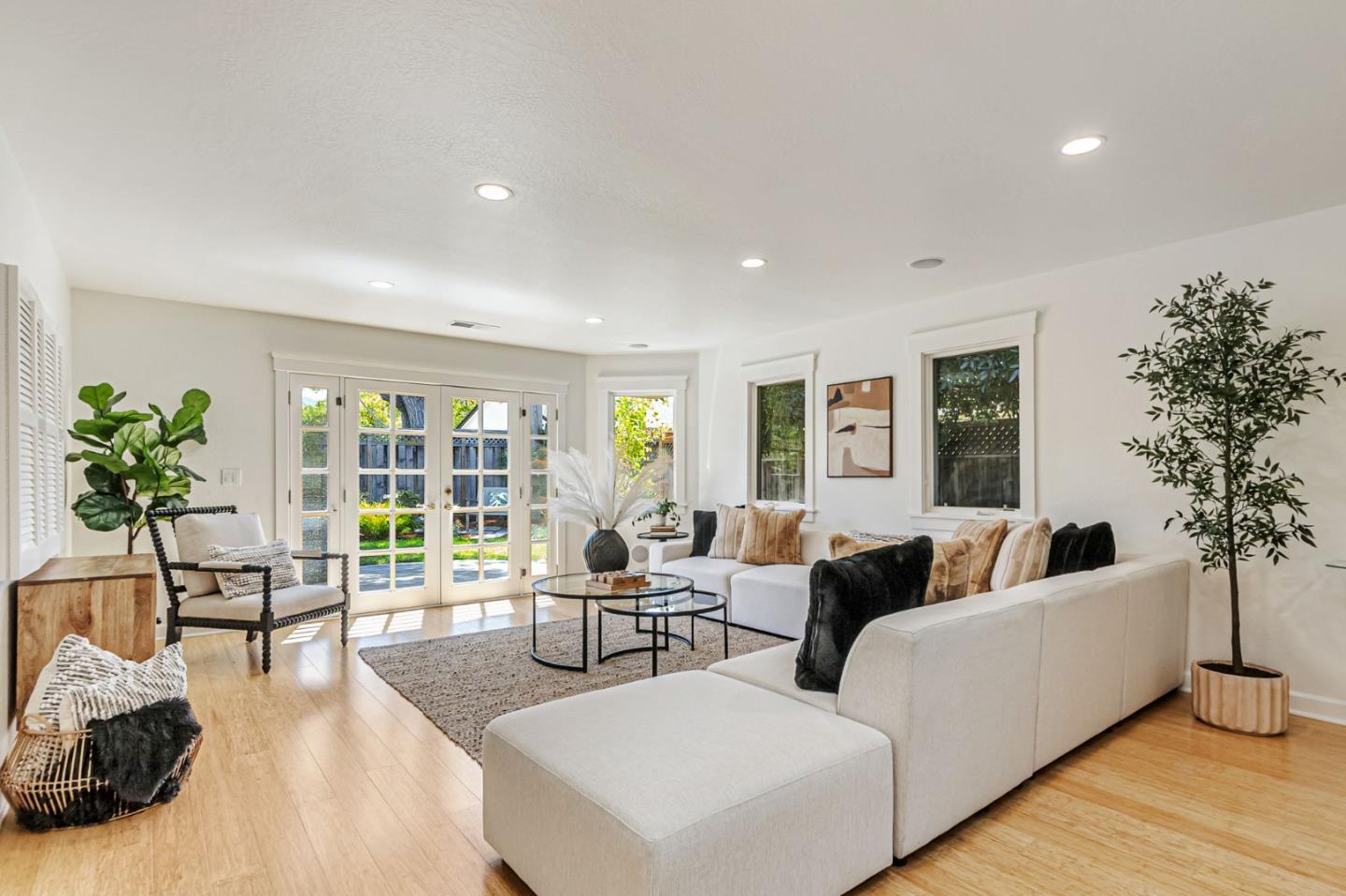 Detail Gallery Image 21 of 50 For 2500 Lost Oaks Dr, San Jose,  CA 95124 - 3 Beds | 2 Baths
