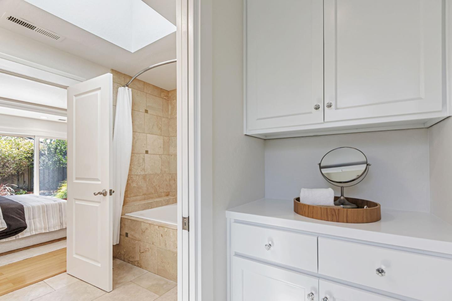 Detail Gallery Image 40 of 50 For 2500 Lost Oaks Dr, San Jose,  CA 95124 - 3 Beds | 2 Baths
