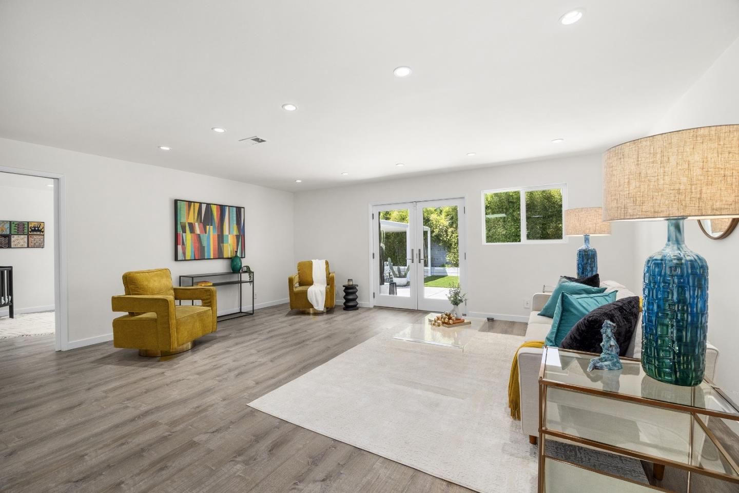 Detail Gallery Image 13 of 44 For 518 King St, Santa Cruz,  CA 95060 - 3 Beds | 2 Baths